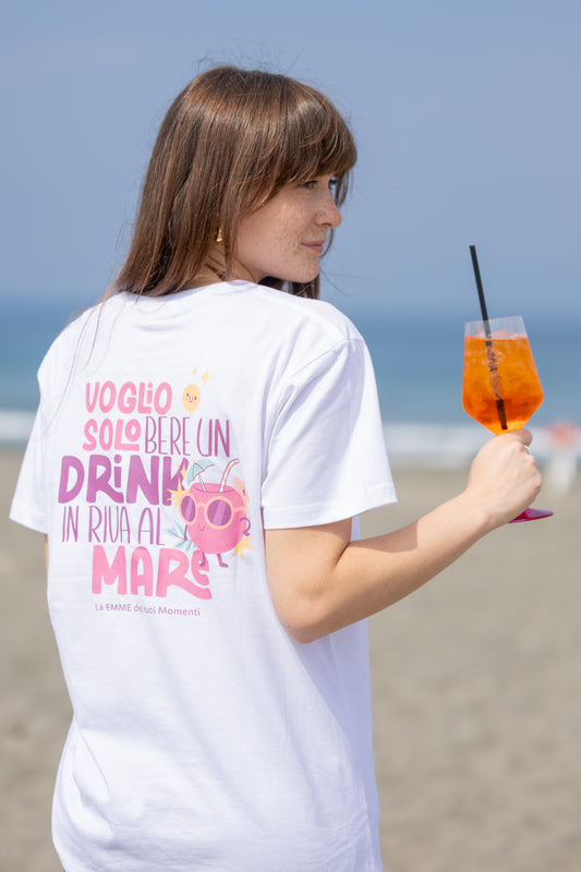 T-shirt “Voglio solo bere un drink in riva al mare”