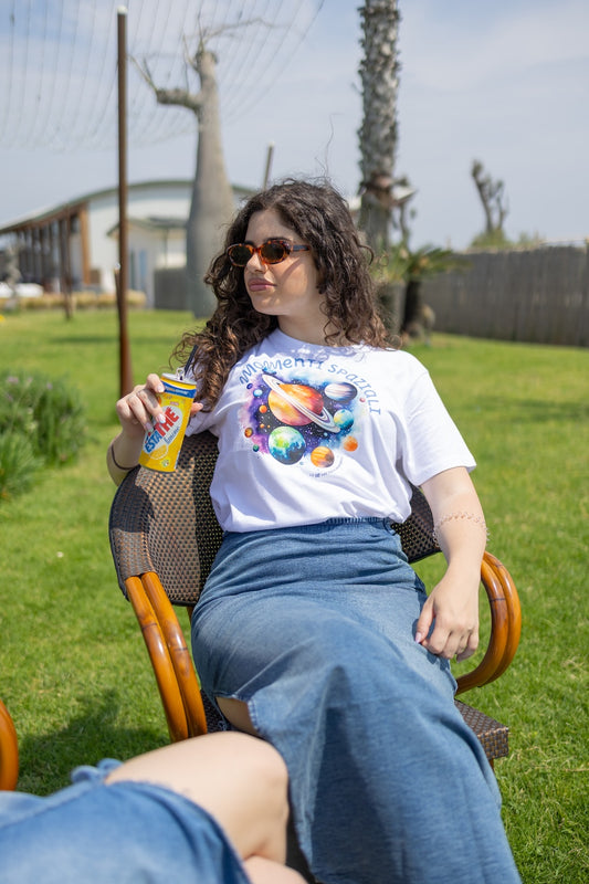 T-shirt “Momenti Spaziali” – Bianca